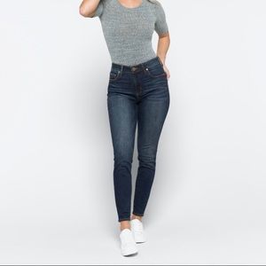 Bhody Skinny High Rise Jean | Kut from the Kloth | Indigo | Size 16 | Inseam 28